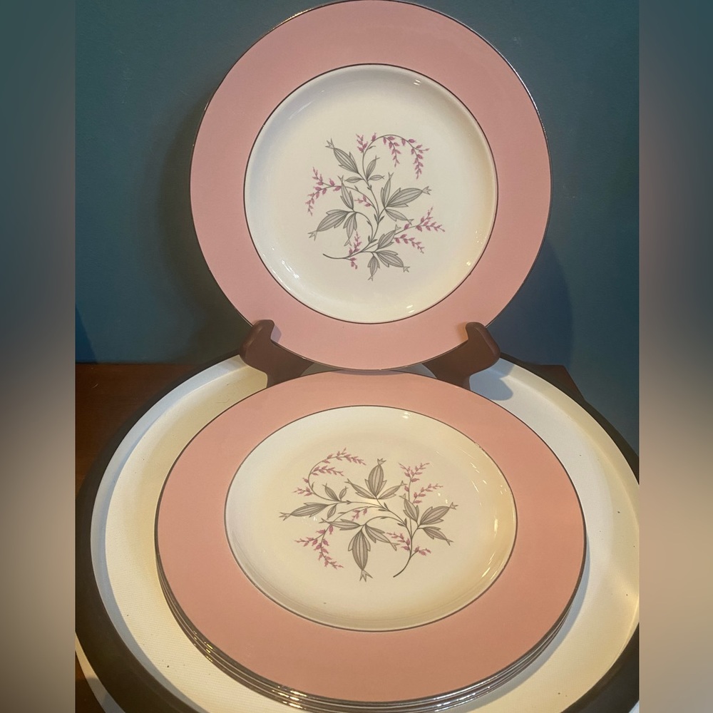 Homer Laughlin Cavalier Eggshell Dinner Plate Pink Rim Floral Flower Set of 4